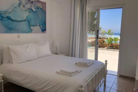Kings Palace - Superb 2 Bed Ground Floor Apartment Paphos Exteriör bild